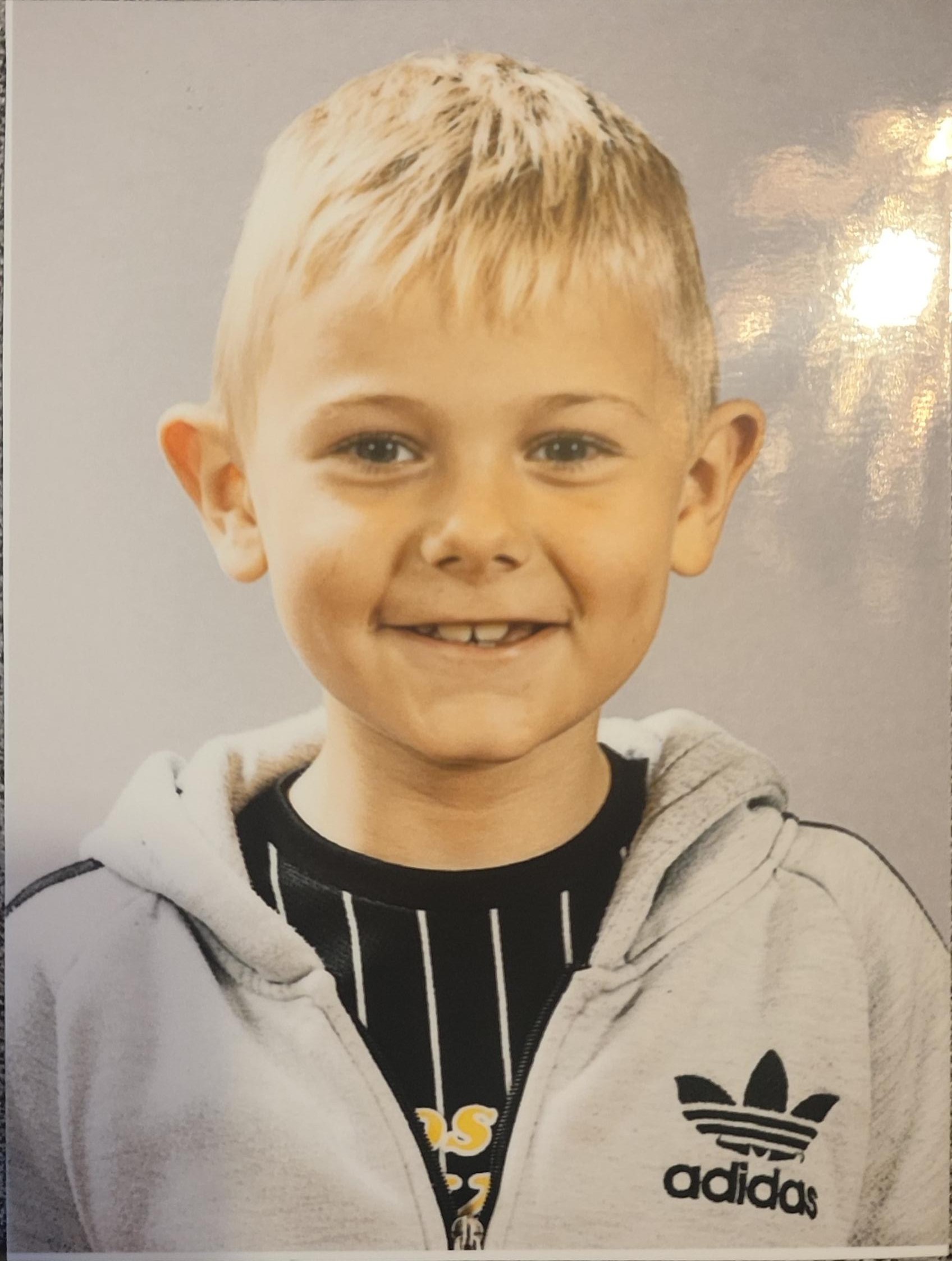 no title - source : affiche_image.php?id=1012